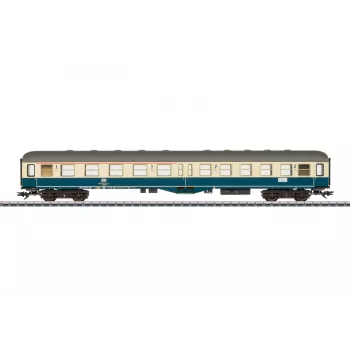 Märklin 43127 H0 pikajunan matkustajavaunu ABymb 411 DB:ltä