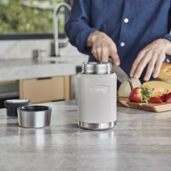 THERMOS ICON termossäiliö harmaa 0,71L lämpöeristetty säiliö 4120323071