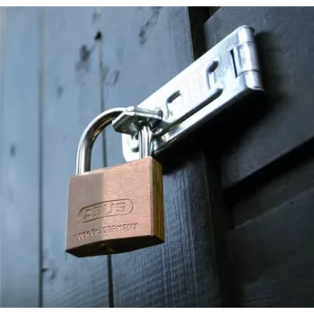 ABUS 85/40 messinkinen riippulukko karkaistulla terässalvalla, 40 mm, samalla avaimella, 2 avainta 806308