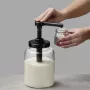 APS DISPENSA 1,7L lasinen annostelija, läpinäkyvä/musta 93290