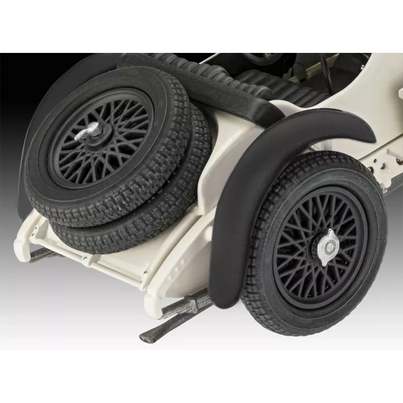 Revell Mercedes-Benz SSKL 1:32 muovinen rakennussarja 07737