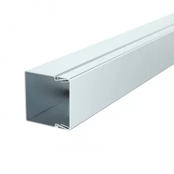 OBO BETTERMANN LKM30030FS kaapelikanava 30x30mm, puhtaanvalkoinen, 2m, rei'itetty pohja 6246985