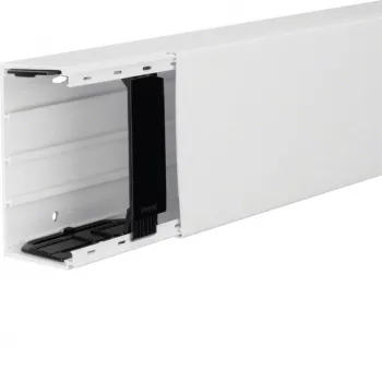 Hager LFE6011009016 säänkestävä UV-stabiili kaapelikanava 60x110 mm, 2 m, valkoinen