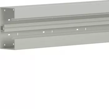 Hager BR8517019016 BR Seinäkanavan pohja 85x170 mm, liikennevalkoinen RAL 9016