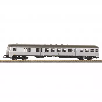 Piko H0 23602 DB Silberling ohjausvaunu Karlsruhen keulalla