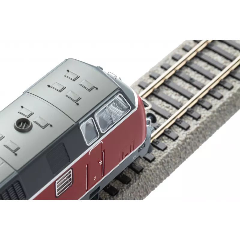 PIKO 59726 H0 dieselveturi BR 220 DB aikakausi IV