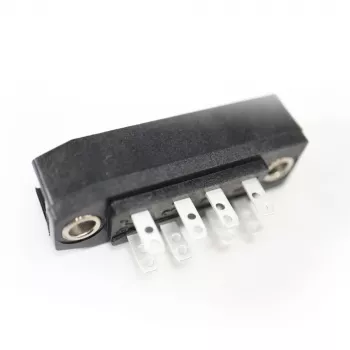 Telegärtner DIN 41622 tyyppi B 8 epäsymmetrinen 8-napainen PCB-liitäntä, juotosliitäntä J00040A0911