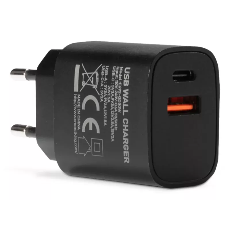 TechniSat 0000/3659 USB-C virtalähde 45W PD 3.0, musta