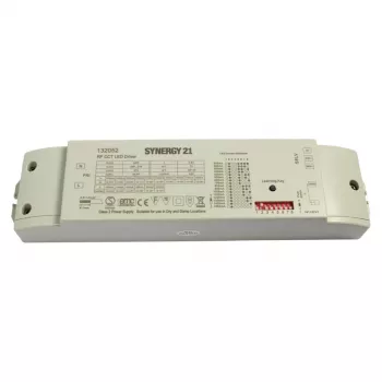 SYNERGY21 EOS 05 4-kanavainen DALI-2 LED-ohjain 24V 75W virtalähteellä