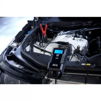 AEG LD4 10616 automaattinen ajoneuvon akkulaturi 6V/12V 2A/4A lyijy-happo-, GEL-, AGM-, MF-, Ca/Ca-akuille
