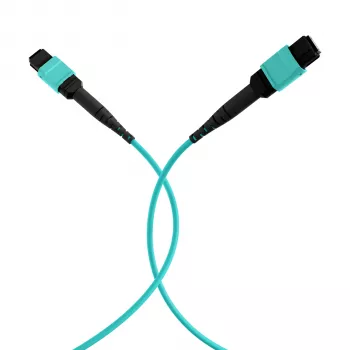 EFB Elektronik MPO-PLUS naaras - MPO-PLUS naaras OM3 12-säikeinen tyyppi B LSZH aqua patchkaapeli, 10 m MPOF12MPOFOM3-10