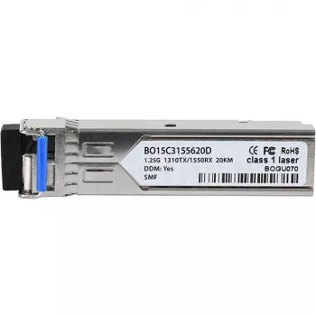 BLUELAN yhteensopiva Amphenol NJAAKK-0007 QSFP112 Direct Attach -kaapeli, 400GBASE-CR4, Infiniband, 1,5 m (NJAAKK-0007-BL)