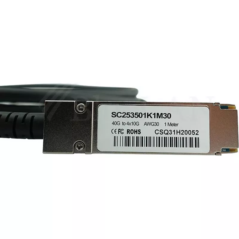 BlueLAN LSWM1QSTK3-BL 40GBASE-CR4 QSFP - 4x10GBASE-CR SFP+ passiivinen Direct Attach -haarakaapeli, 1 m, AWG30