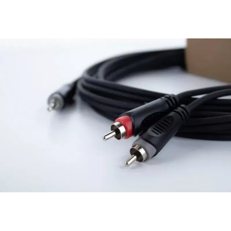 Cordial 14857 3,5mm plugi 2 RCA audio Y-adapterikaapeli 5m musta
