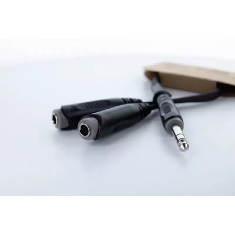 Cordial 14882 6,3 mm stereo-jakki Y-adapterikaapeli, 1x uros - 2x naaras, 0,3 m, musta PVC