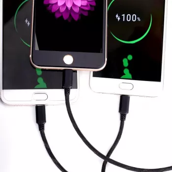 CYOO 3-in-1 USB-lataus- ja datakaapeli – Micro USB, USB-C, Lightning – musta