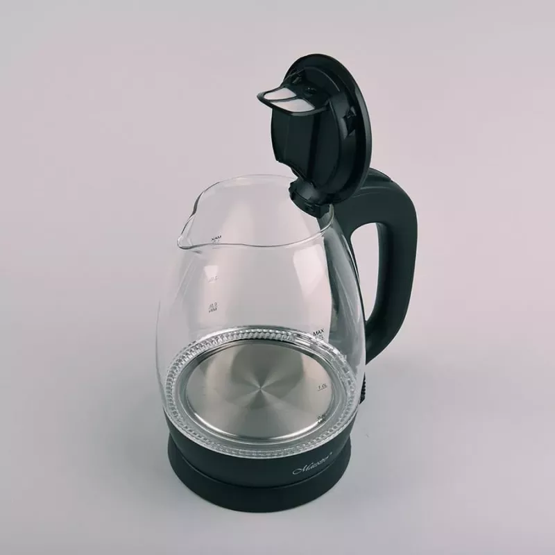 Maestro MR-063 musta vedenkeitin 1,7 L 2200 W
