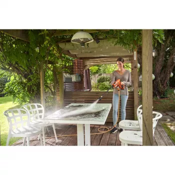Black & Decker 18V akkukäyttöinen painepesuri 24 bar 2,0Ah akulla ja laturilla (BCPC18D1-QW)