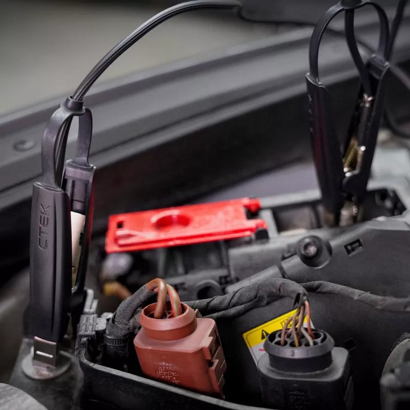 CTEK CS ONE Gen.2 40-701 12V 8A älykäs akkulaturi WLANilla ja Bluetoothilla