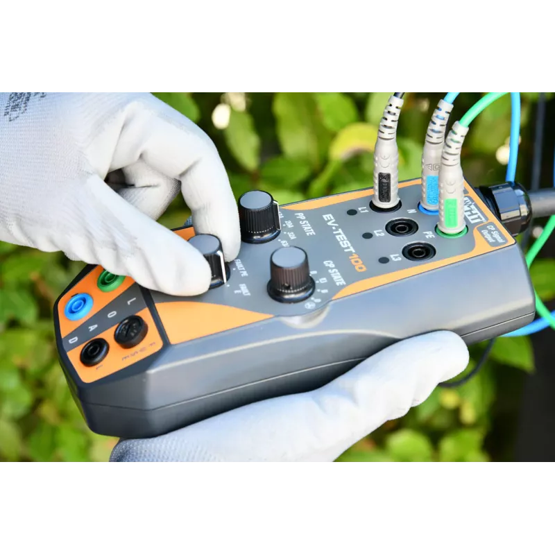 HT Instruments EV-TEST100 EV-latausaseman testisovitin Type 2 Mode 3 1010960