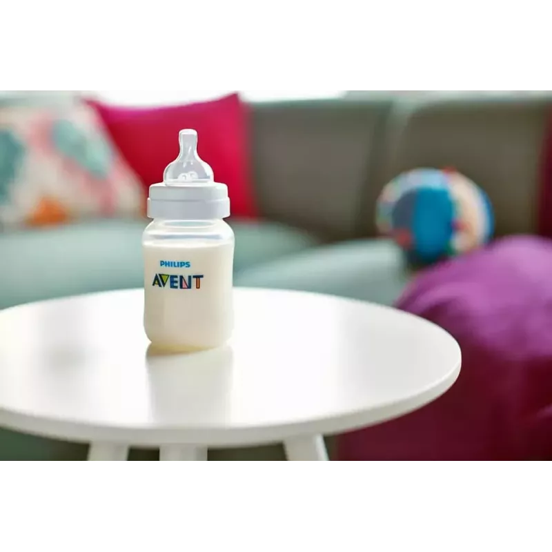 Philips Avent Anti-colic tuttipullon silikonitutti, keskivirtaus, 3M+, 2 kpl:n pakkaus