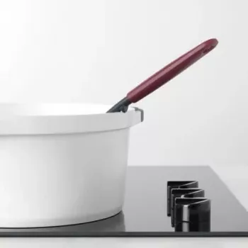 Brabantia Profile Line reikäinen lasta, munakoisonpunainen