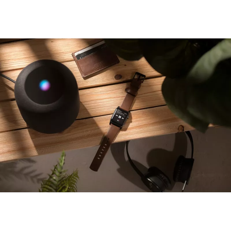 NOMAD Modern Band - Horween nahkaranneke Apple Watch 46mm/49mm (Rustic Brown, musta laitteisto)