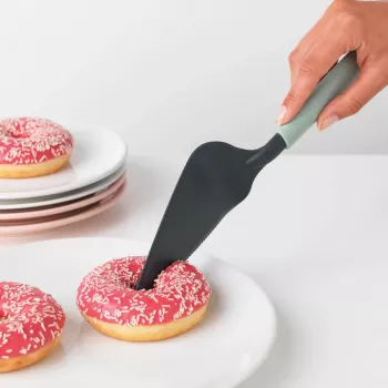 Brabantia Profile Line kakkulasta aaltoterällä, mattateräs
