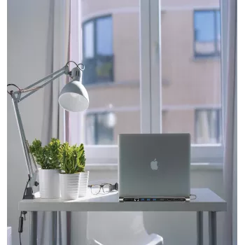 XTREMEMAC XWH-CDH-13 12-porttinen USB-C-telakointiasema Space Gray
