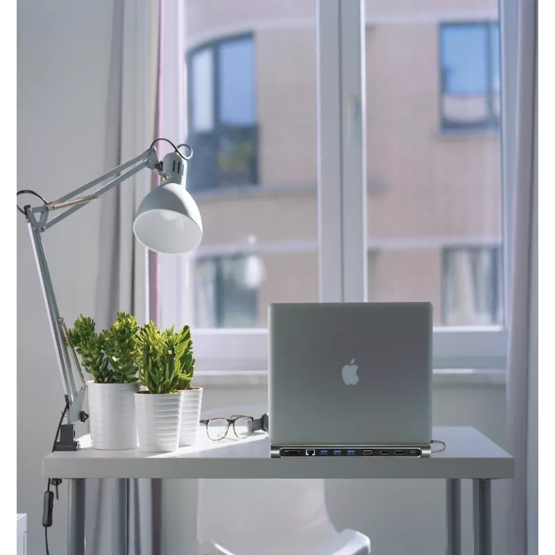 XTREMEMAC XWH-CDH-13 12-porttinen USB-C-telakointiasema Space Gray