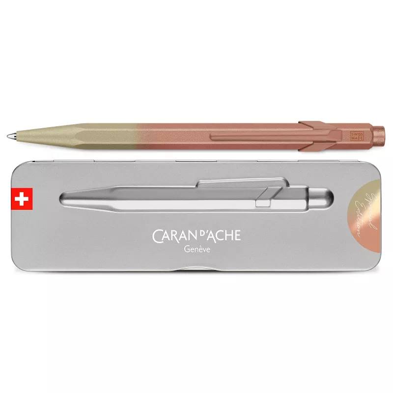 Caran d'Ache 849 kuulakärkikynä Sunstone Pink Claim Your Style 5th Edition Medium sininen NM849.588