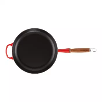LE CREUSET valurautapaistinpannu puukahvalla 28 cm punainen