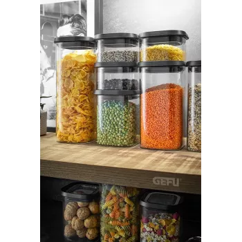 GEFU PANTRY suorakaiteen muotoinen säilytysastia 2,5 l musta, läpinäkyvä 1 kpl