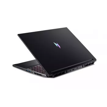 Acer Nitro V 16 AI ANV16-42 -pelikannettava - Ryzen 7 260, 16GB DDR5, 1TB SSD, RTX 5070, 16 tuuman WUXGA 165Hz, FreeDOS