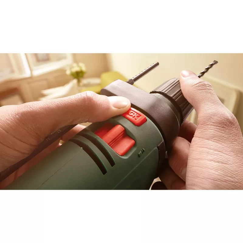 Bosch UniversalImpact 7500 -iskuporakone, 750 W, vihreä/musta, laukulla (0603313401)