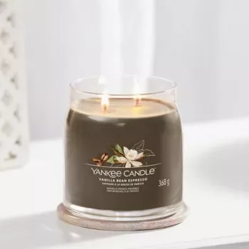 Yankee Candle Vanilla Bean Espresso keskikokoinen tuoksukynttilä (1701388E)