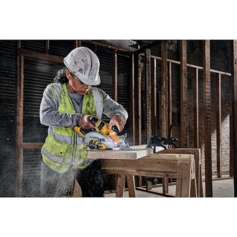 DeWALT DCS573H2T-QW kannettava käsipyörösaha