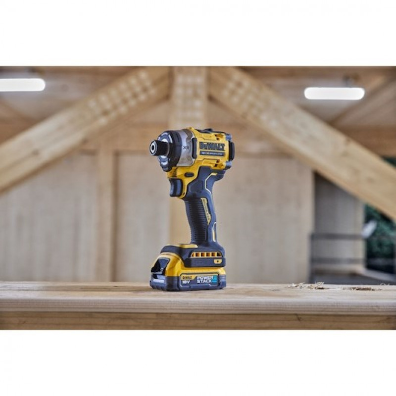 DeWALT DCF860E2T-QW akkuiskuruuvinväännin 3800 RPM musta, keltainen