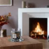 Yankee Candle Crackling Embers kynttilä, keskikoko