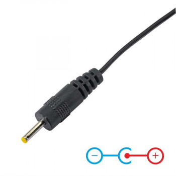 Akyga AK-DC-02 virtajohto USB-A uros - DC 2,5 x 0,7 mm uros, 0,8 m, musta