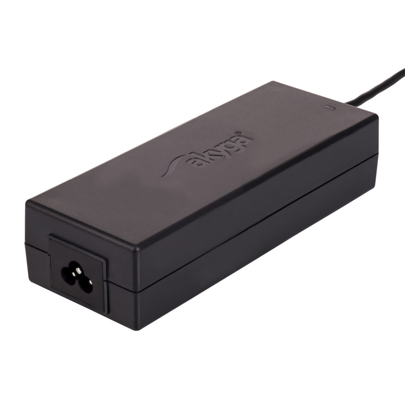 Akyga AK-ND-44 kannettavan tietokoneen virtalähde 19 V / 6,3 A, 120 W, 5,5 x 2,5 mm, 1,2 m