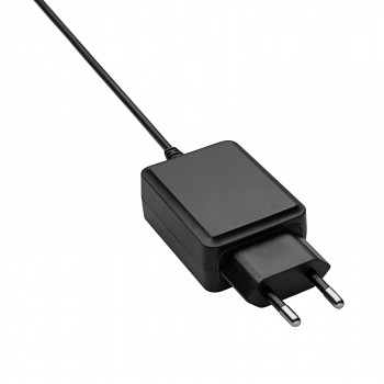 Yleislaturi Akyga AK-TB-15 5,0V / 3,0A 15W Micro-USB B 1,0m