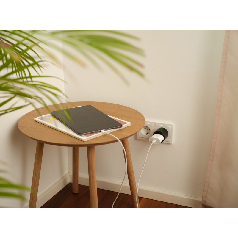 Osram SMART+ MATTER Plug EU älypistoke, musta