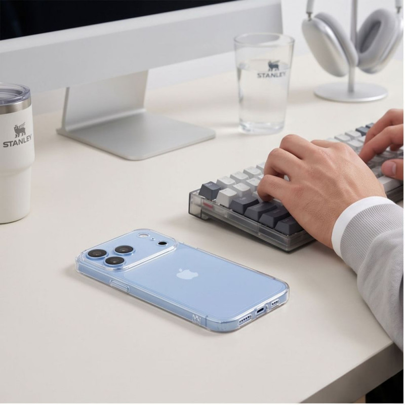 Tech-Protect FlexAir -suojakuori Apple iPhone 17 Pro / 18 Pro -puhelimelle, kirkas