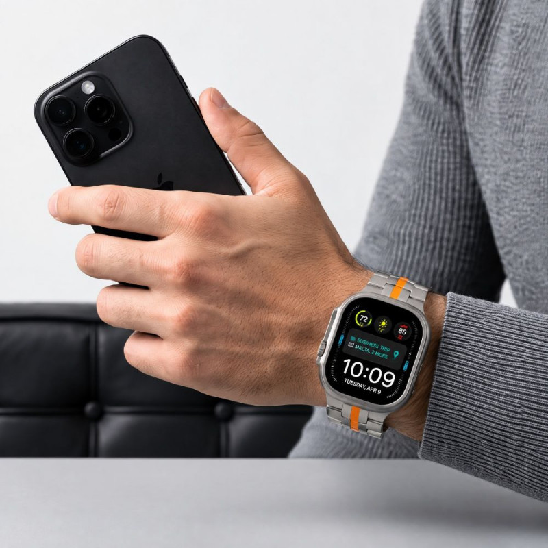 Tech-Protect Stainless THP6100 Apple Watch 8 / 9 / 10 / 11 / 12 / SE / Ultra 44/45/46/49 mm ruostumattomasta teräksestä valmistettu ranneke, Titanium/Orange