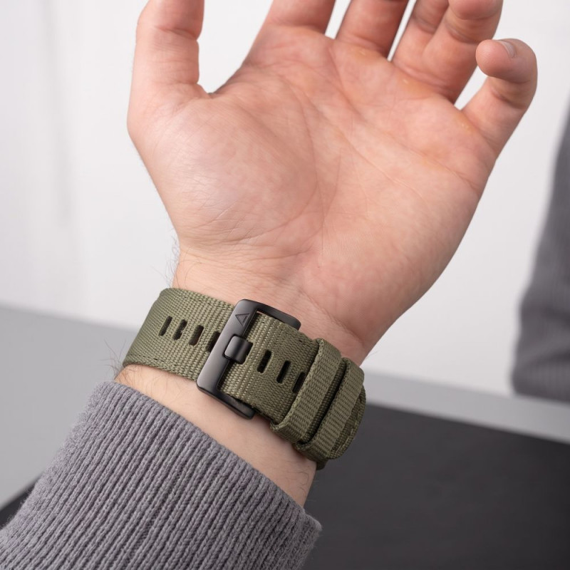 Tech-Protect Nylon Classic -kellonranneke Garmin Fenix 5X / 5X Plus / 6X / 6X Pro / 7X / 8 / 8 Pro / 9 / 9 Pro 47 mm, Military Green