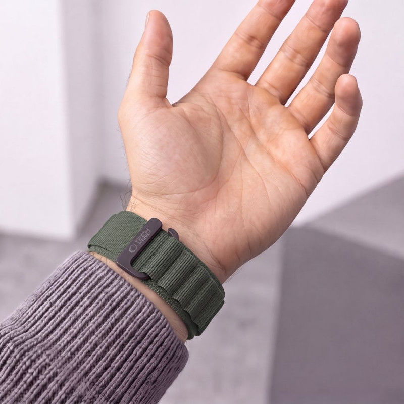 Tech-Protect Nylon Pro -kellonranneke Garmin Fenix 5X / 5X Plus / 6X / 6X Pro / 7X / 8 / 8 Pro / 9 / 9 Pro (47 mm), military green
