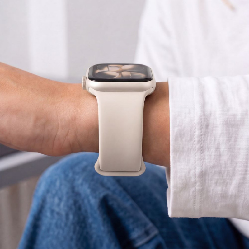 Tech-Protect silikoniranneke Apple Watch 8 / 9 / 10 / 11 / 12 / SE / Ultra 44/45/46/49 mm, Starlight