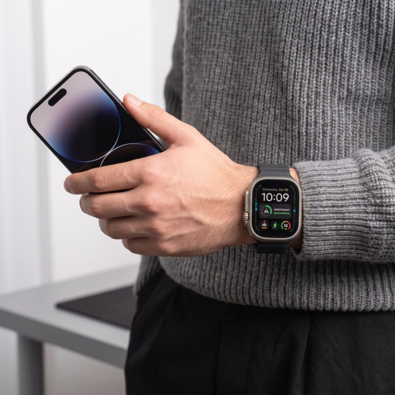Tech-Protect Silicone Line Apple Watch 8 / 9 / 10 / 11 / 12 / SE / Ultra 44/45/46/49 mm -ranneke, musta