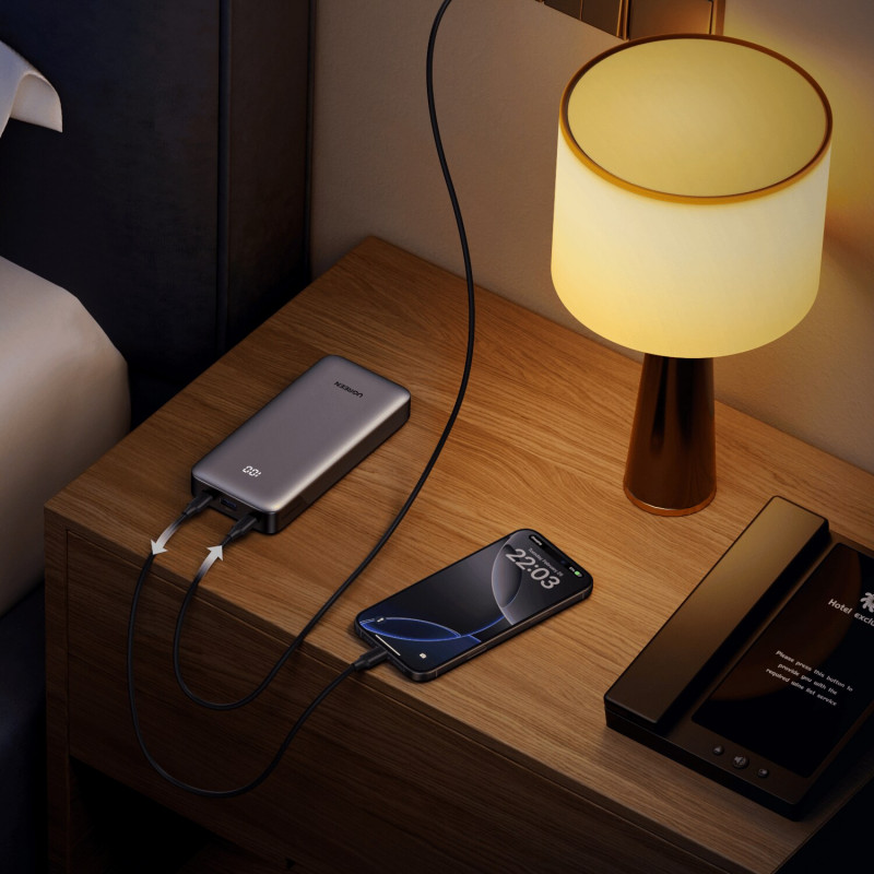 UGREEN PB532 20000mAh 30W kaksisuuntainen pikalataus varavirtalähde, 2x USB-C, USB-A, harmaa